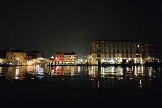 Chioggia: Canals boat tour and take picture of cruise ship - Practical Details and Tips