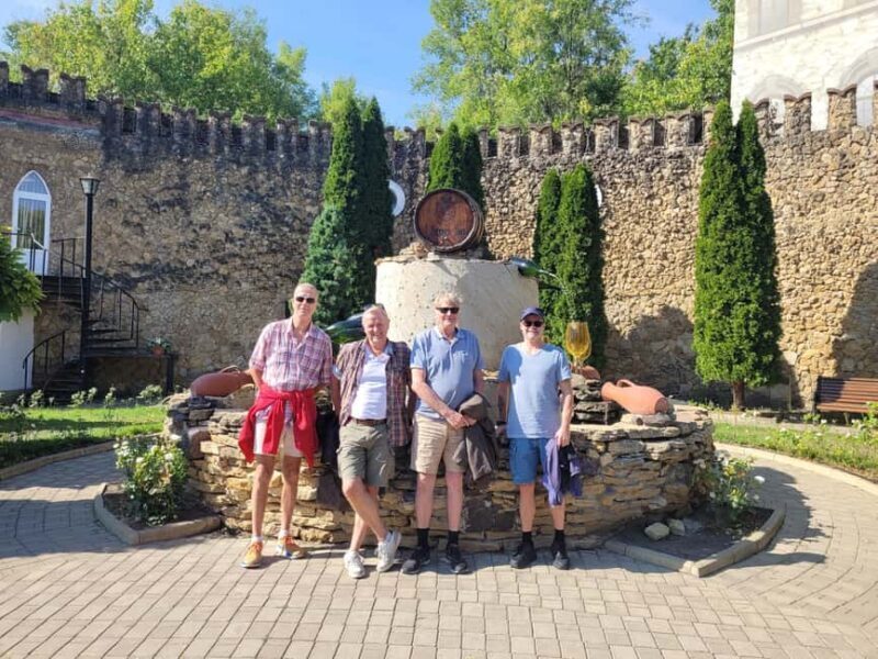 Chisinau: City Tour and Milesti Mici Winery with Tasting - FAQ