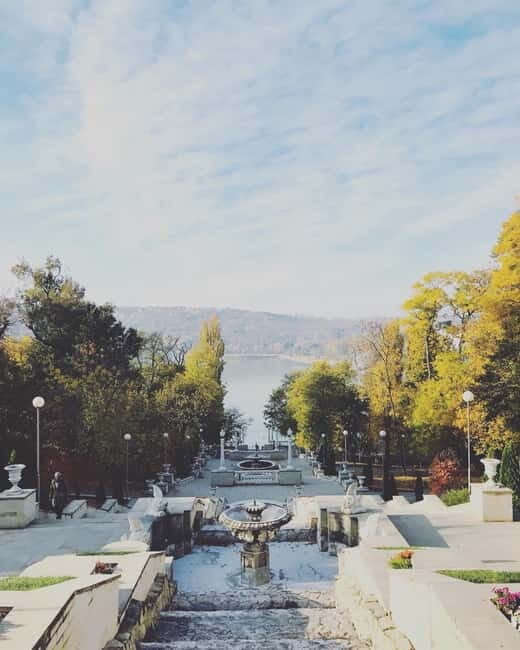 Chisinau: Discover City Highlights with a Walking Tour - Why This Tour Works Well for Travelers