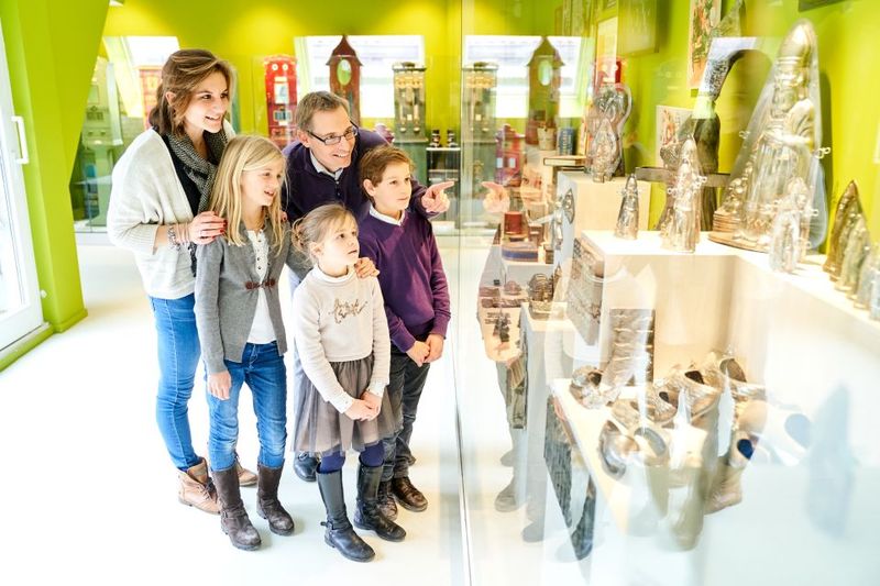 Choco-Story Brussels: Chocolate Museum Entrance with Tasting - What the interactive rooms add (and where kids shine)