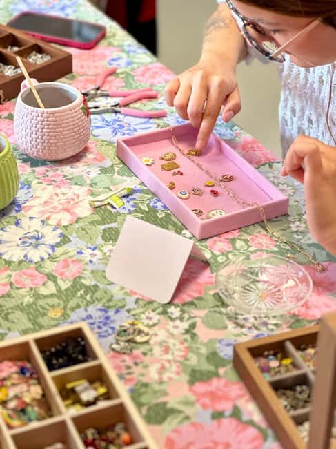 Cholet: Charm Necklace Creation Workshop - What You Can Expect from the Charm Necklace Workshop