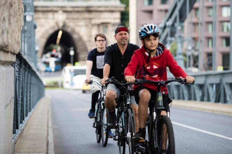 Choose a bicycle and make your own tour in Budapest-24 hrs - The Experience in Detail