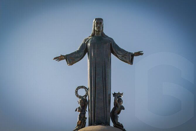 Christ the King, Traveling Mummies VS El Santo and Catrinas - Authentic Traveler Insights