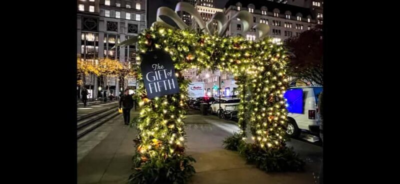 Christmas in New York: Skip-the-Line Holiday Lights Tour - Key Points