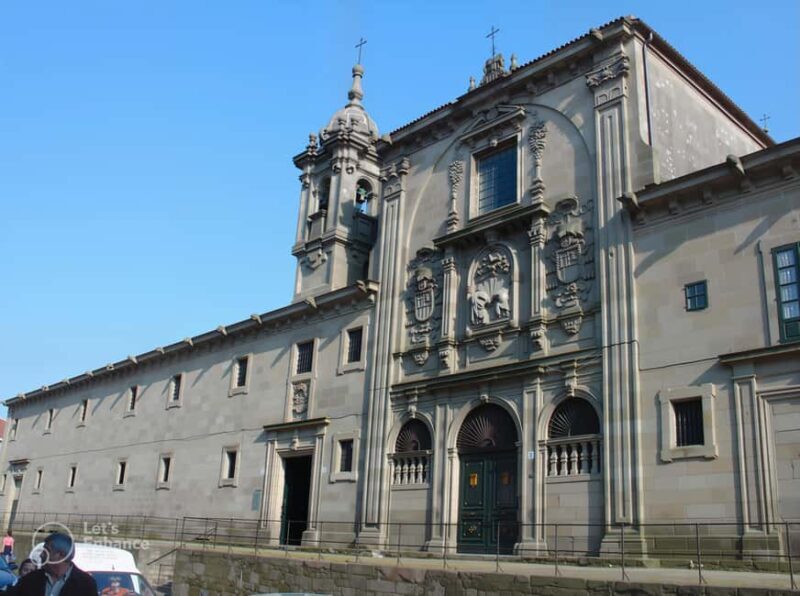 Christmas in Santiago de Compostela: a tour among lights and stone - Key Points