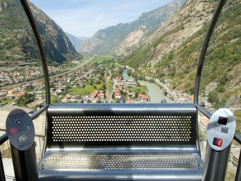 Christmas Lights Show and Exhibitions at Forte di Bard - Key Points