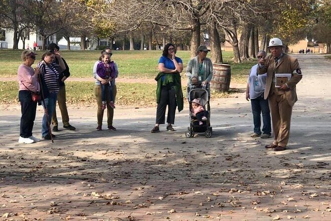 Christmas on the Homefront: A 1-Hour World War II Character Tour - A Closer Look at What You Can Expect