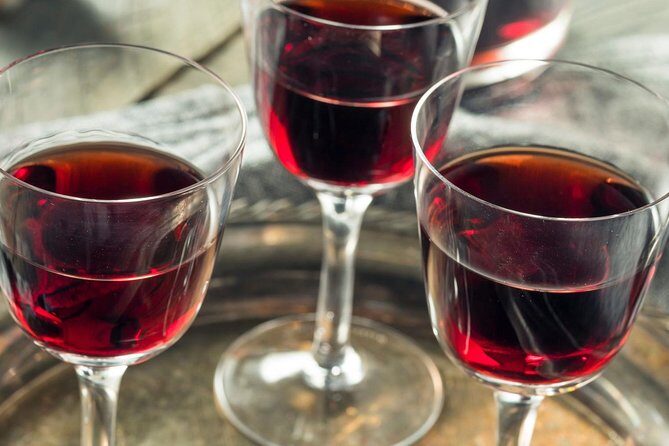 Christmas River Cruise with Typical Cake and Liquor - Who Will Love This Tour?