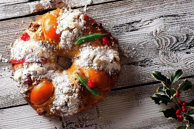 Christmas River Cruise with Typical Cake and Liquor - FAQs