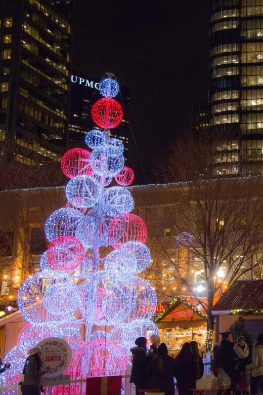 Christmas Sparkle: A Private Festive Tour of Pittsburgh - Who Should Book This Tour?