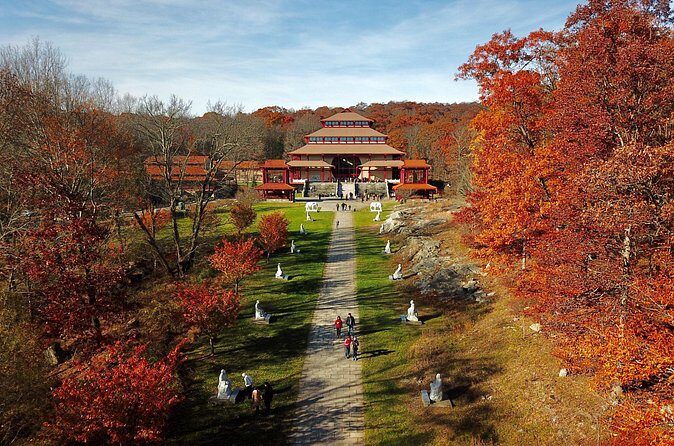 Chuang Yen & Woodbury 1-Day Tour from NYC | Kids 50% Off - Who Should Consider This Tour?