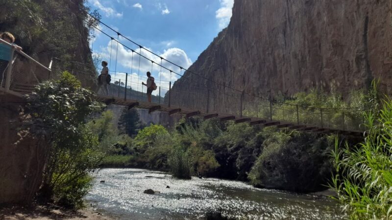 Chulilla: Hanging Bridges & Canyon Hiking Day Tour - Key Points