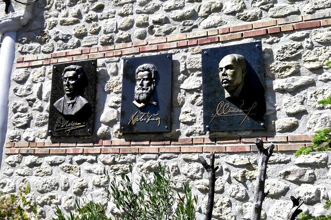 Church of Christ Pantocrator Self-Guided - FAQs about the Church of Christ Pantocrator Self-Guided Tour