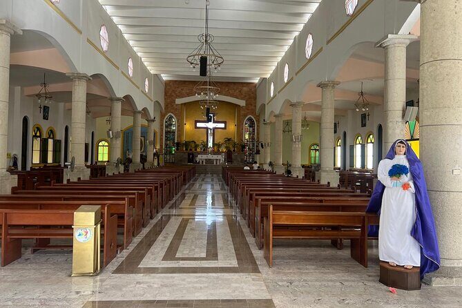 Churches Tour with monuments and Shopping Private Experience - Considering the Price and Value