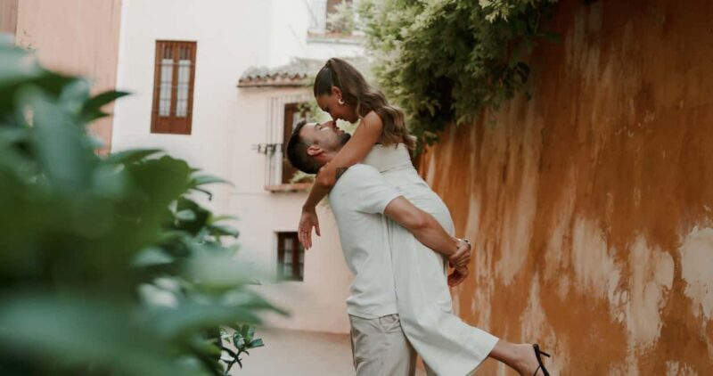 Cinematic Seville: Video Session - The Practical Side: Booking, Price, and Group Dynamics