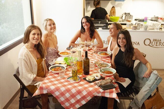 Cinta Senese tour with tasting dinner on the farm - Practical Considerations and Tips