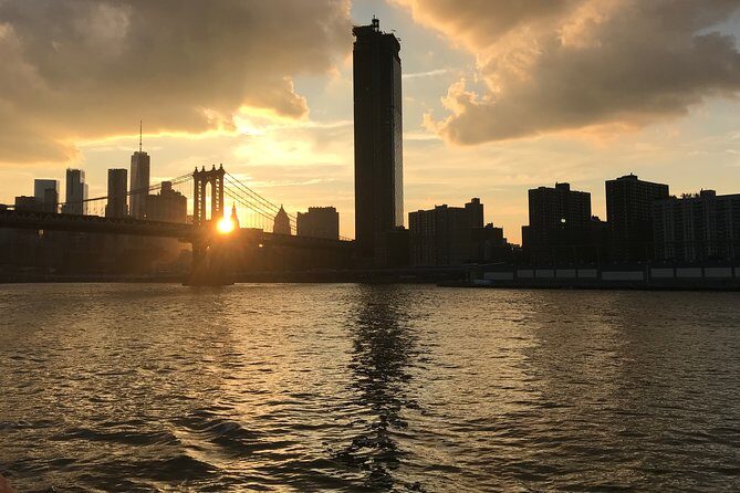 Circle Line: New York City Harbor Lights Cruise - The Itinerary in Detail