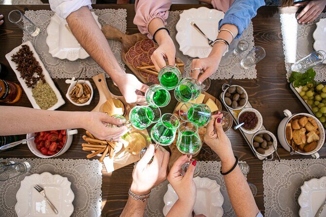 Citron Tasting and Distillery 1-Hour Guided Tour in Naxos - Who Should Book This?