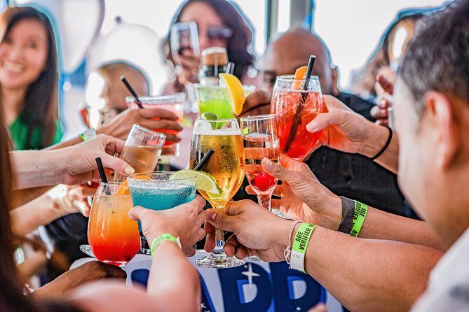 City Cruises New York Alive After Five Cruise - The Experience in Detail