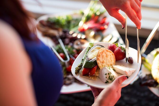 City Cruises New York Alive After Five Cruise - Who Should Consider This Tour?