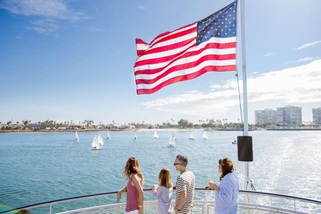 City Cruises San Diego: Best of the Bay Scenic Harbor Tour - Who Should Consider This Tour?