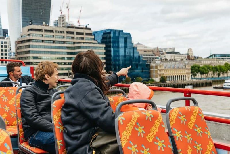 City Sightseeing London Hop-On Hop-Off Bus & Bookable Extras - Blue Route: Kensington, Harrods, and the V&A Area