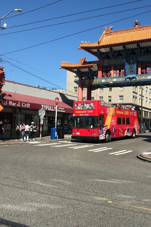 City Sightseeing Seattle: HOHO Bus Tour + Locks Cruise - Who Will Love This Tour?