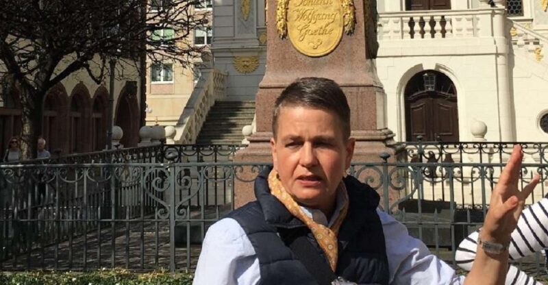 City tour on foot, by S-Bahn and tram - Key Points