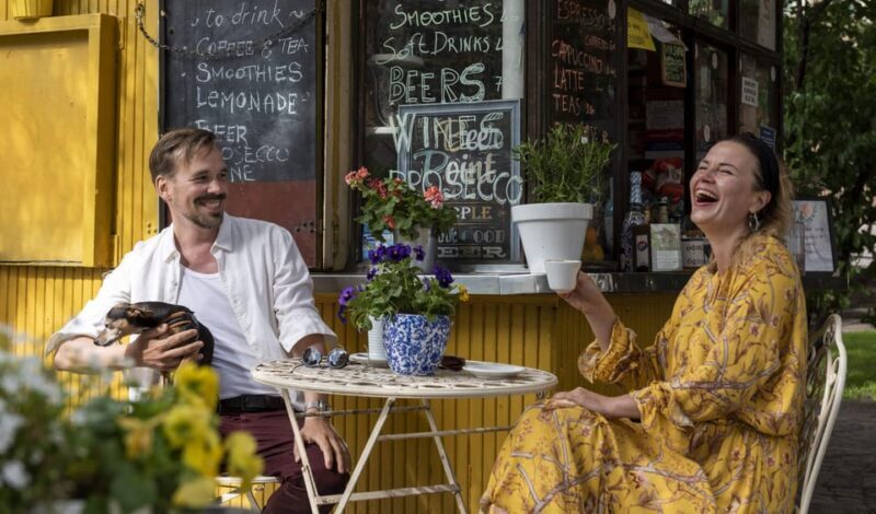 CITY Tour with Food Tasting in Helsinki - Key Points