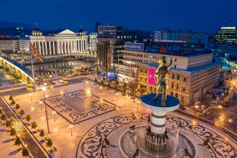 CITY WALKING TOUR - PROJECT SKOPJE 2014 - The Pros and Cons