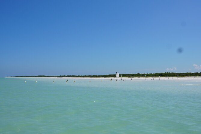 Classic 3-island tour on a shared boat-Entrance Yalahau included- - The Practical Side: Group Size, Duration, and Booking