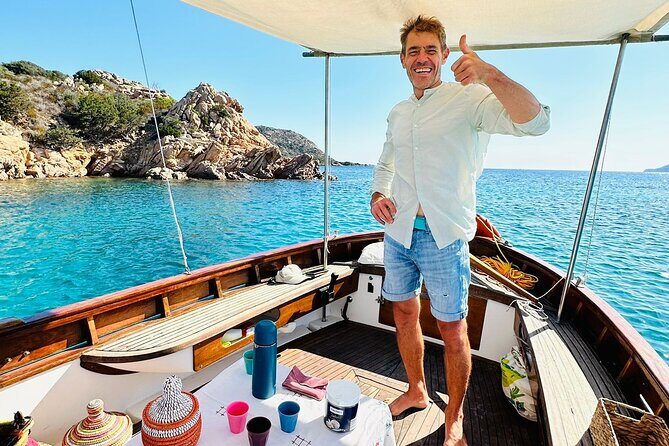 Classic boat tour to Tavolara and Molara with lunch. - FAQs