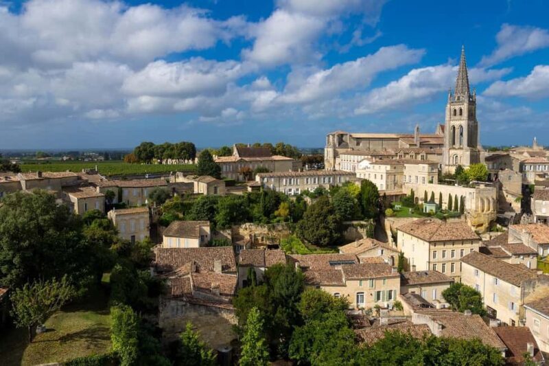 Classic Car private tour : Half day Pomerol & Saint-Émilion - Key Points