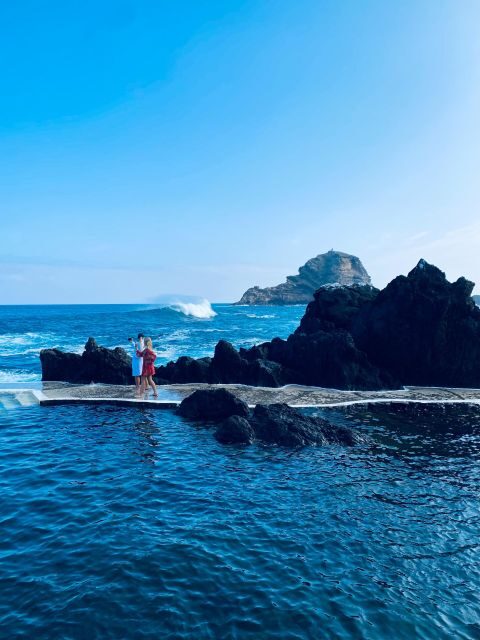 Classic Car Sightseeing Tour to the West & Northwest - The Itinerary: From Cliff to Lava Pool