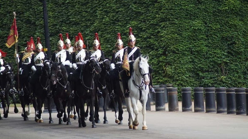 Classic London Tour & Changing The Guards History In Action - FAQ