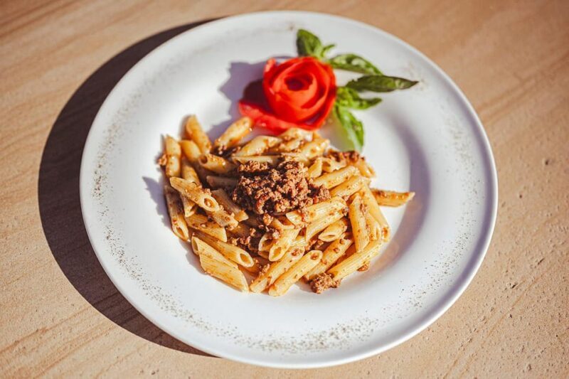 Classic: Lunch with Wine Tasting at Poggio ai Laghi Winery - An In-depth Look at the Experience