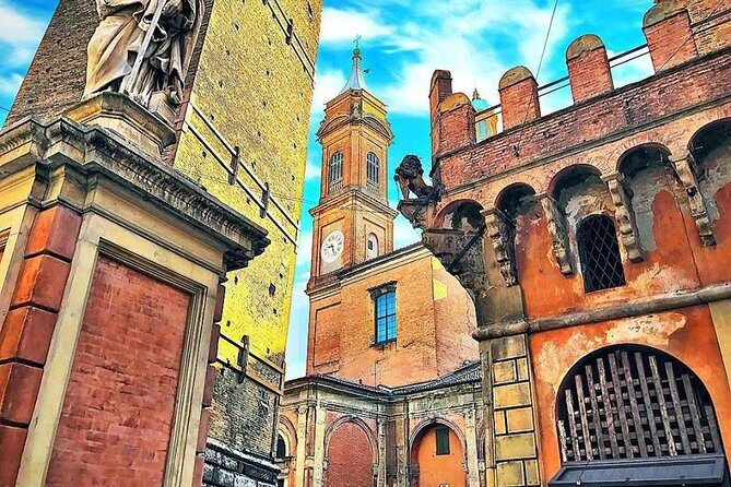 Classic Private Walking Tour Bologna - The Itinerary in Detail