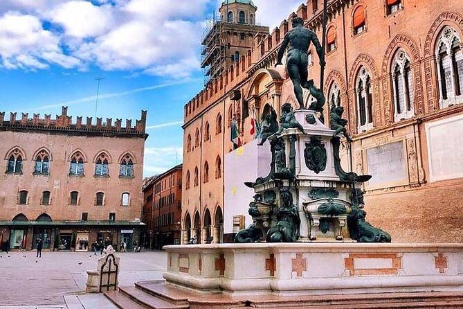 Classic Private Walking Tour Bologna - Who Should Consider This Tour?