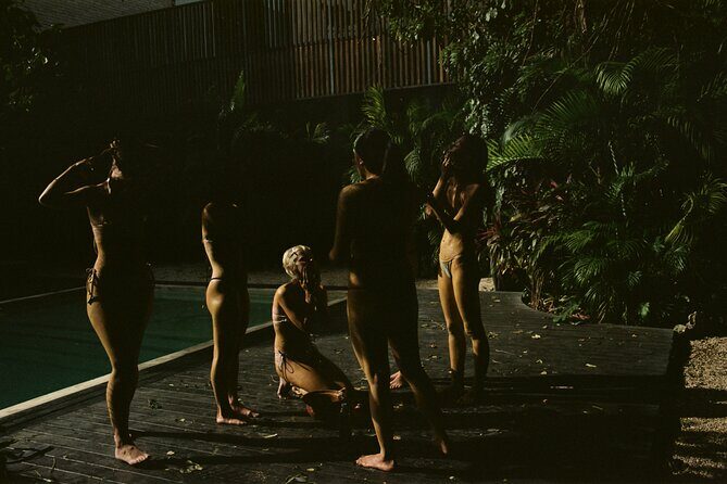 Clay and Honey Therapeutic Ritual - Who Should Consider This Experience?