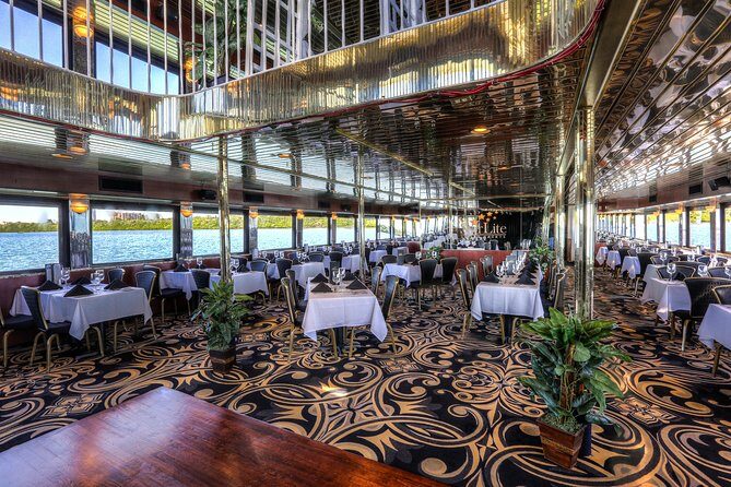 Clearwater Daytime Yacht Music Cruise with Optional Dining - The Experience: Setting the Scene