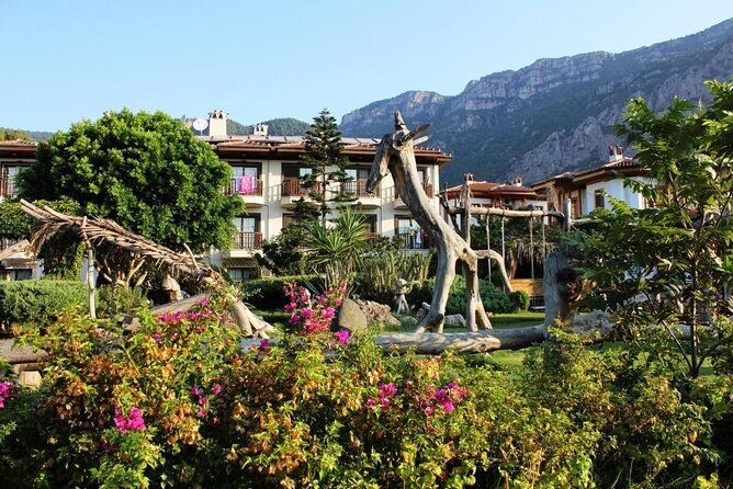 Cleopatra Island Boat Trip incl. Lunch and Drinks - Key Points