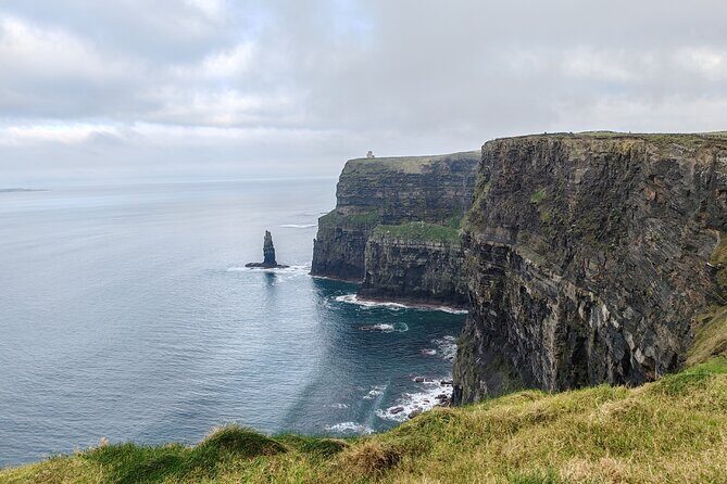 Cliffs of Moher and Wild Atlantic Way Private Tour: From Dublin - Exploring the Cliffs of Moher and Wild Atlantic Way Private Tour: From Dublin