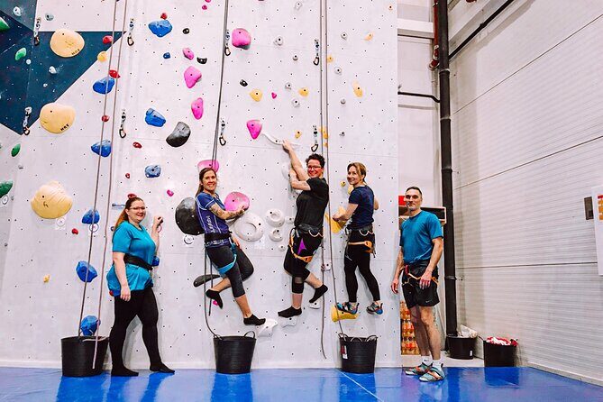 Climbing in Mørkvedhallen Klatresenter - A Deep Dive into Mørkvedhallen Klatresenter