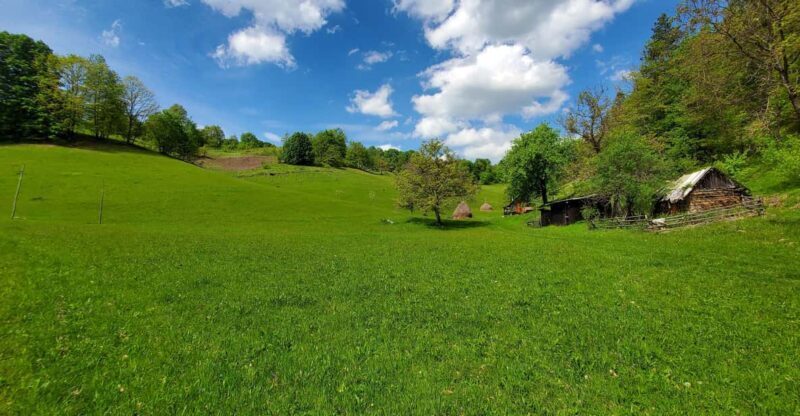 Cluj to Rosia: Day Trip to Ferrata and pittoresque country - FAQ