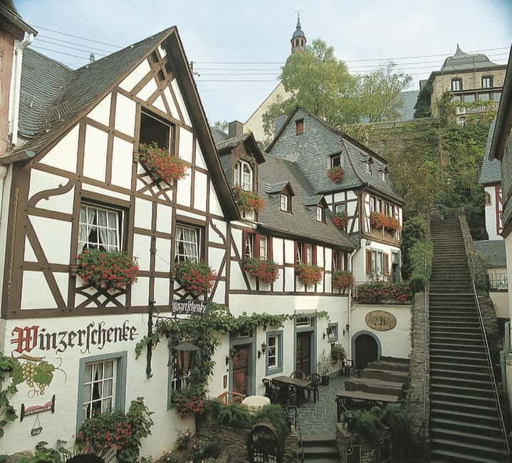 Cochem, Moselle: Boat  Beilstein, meal, wine and liqueur tasting - Key Points