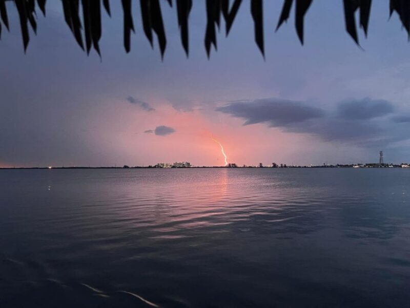 Cocoa Beach: Sunset Cruise - Key Points