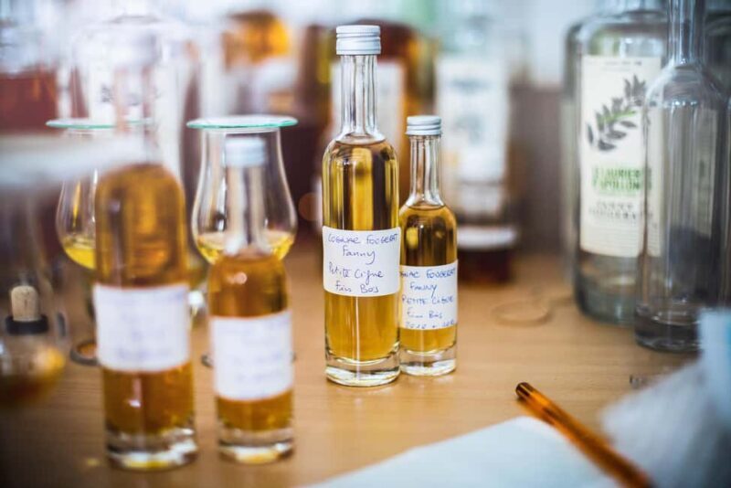 Cognac: Sensory tasting workshop - The Experience Forefront: Pros and Cons