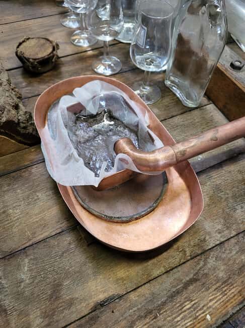 Cognac : Visit to a producer and food-pairing around his Cognacs - An In-Depth Look at the Experience