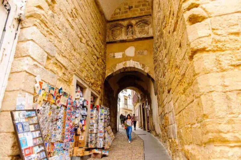 Coimbra Best Of: Private walking tour with tickets - FAQ