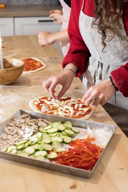 Cold Ac Holy Pizza! Pizza & Gelato Class +Wine near Vatican - Practical Details